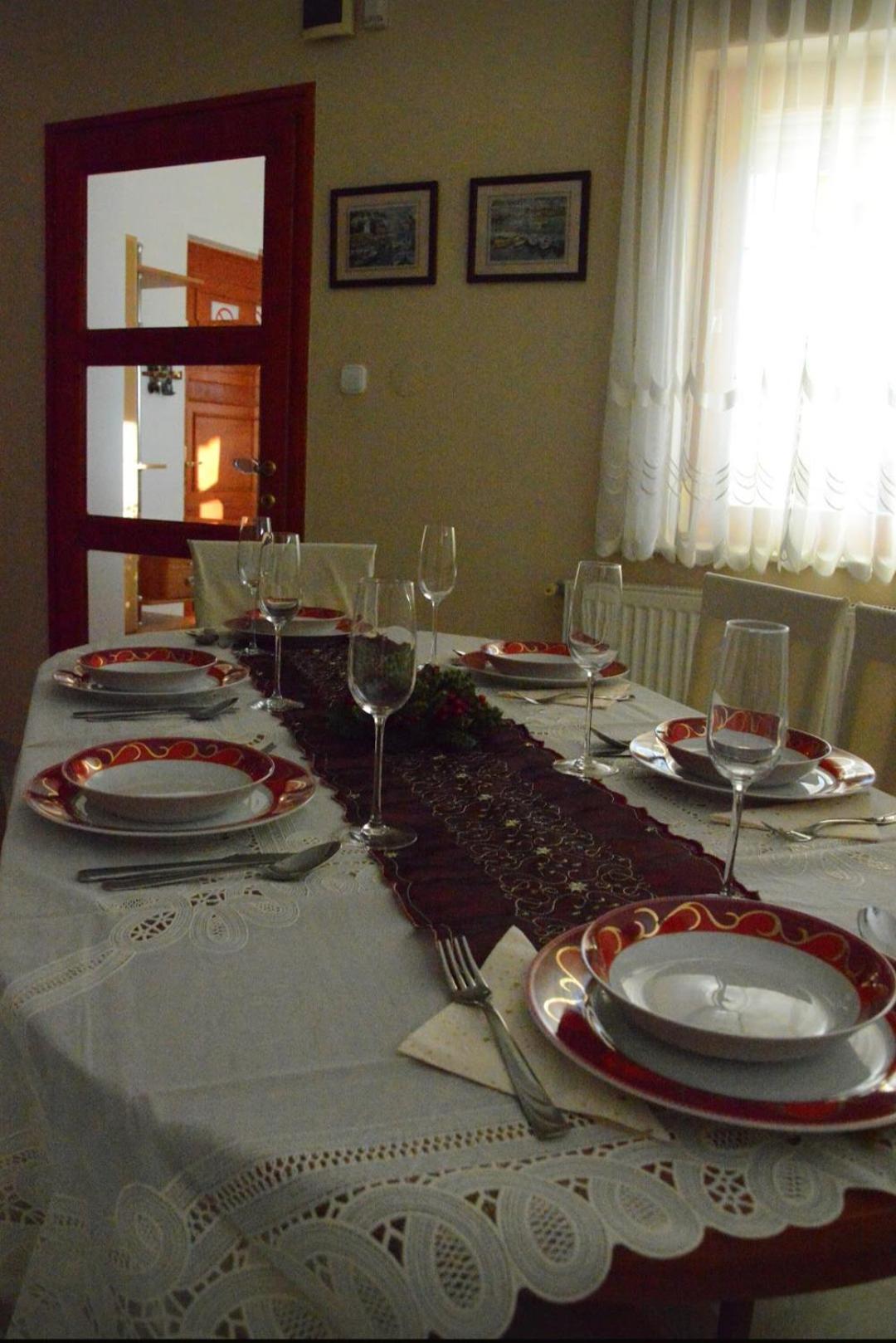 Villa Csilla Elegant House Erd Buitenkant foto